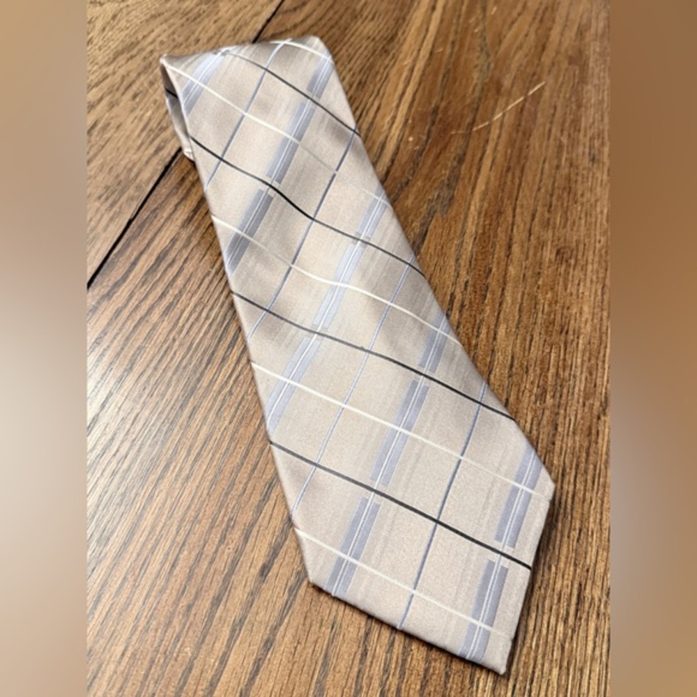 Calvin Klein Men's Gray Blue Plaid Tie. Extra Long 62"+ Super Chic BC